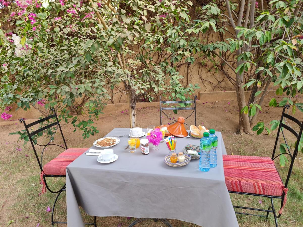 Bed and Breakfast Le Souimanga Bleu Saly Exteriér fotografie